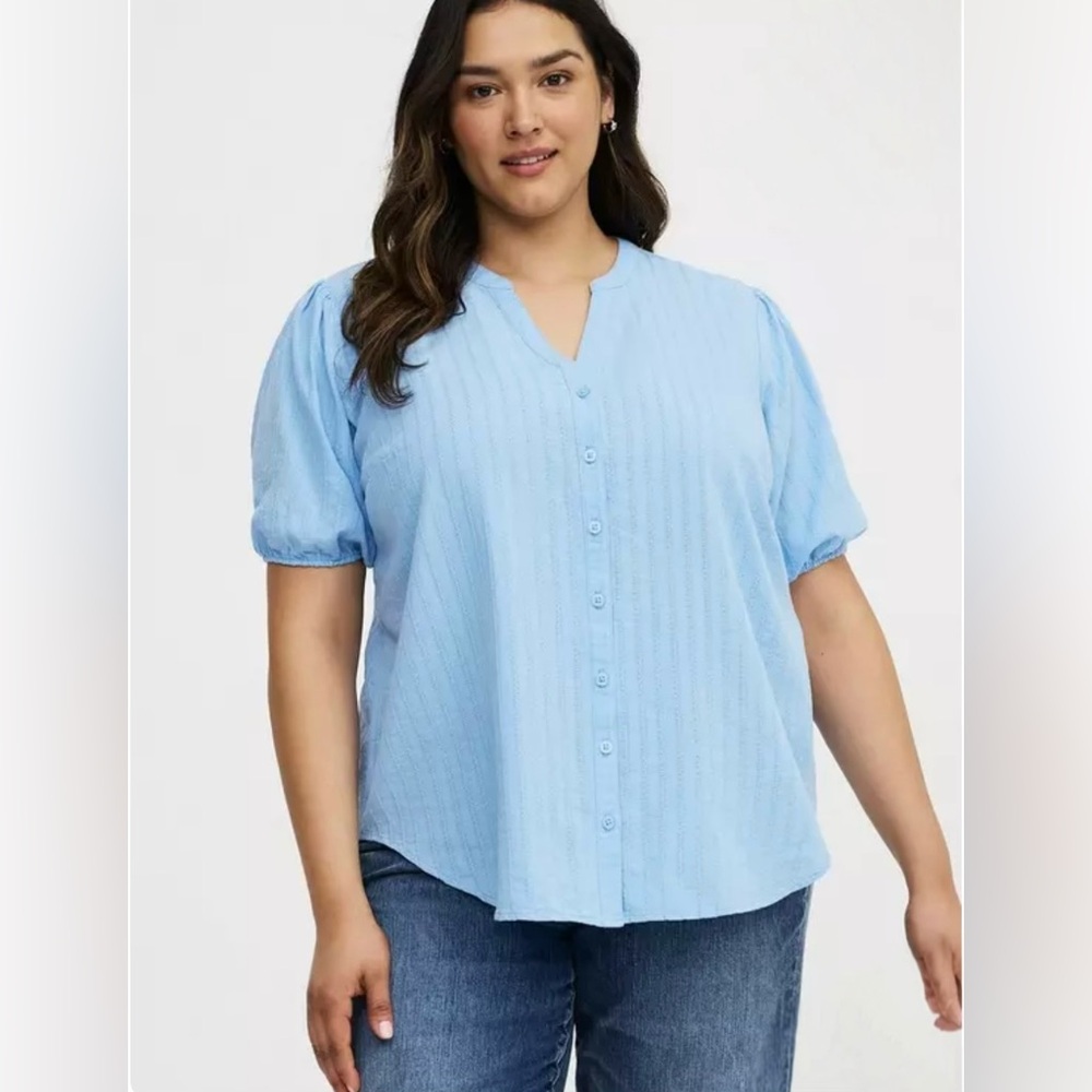 TORRID 00 0X XL Puff Sleeve Button Front Top Placid Blue NWT R $46 - Picture 1 of 12